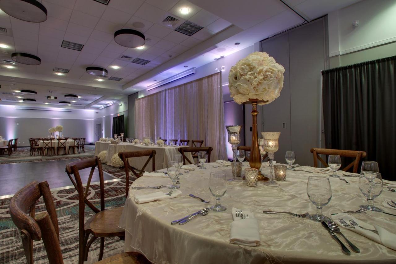 Holiday Inn & Suites Peoria At Grand Prairie By Ihg Dış mekan fotoğraf