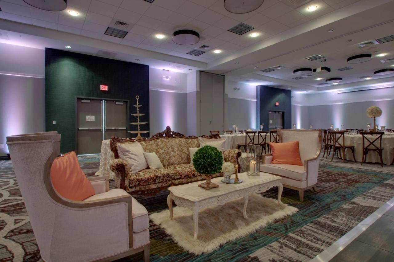 Holiday Inn & Suites Peoria At Grand Prairie By Ihg Dış mekan fotoğraf