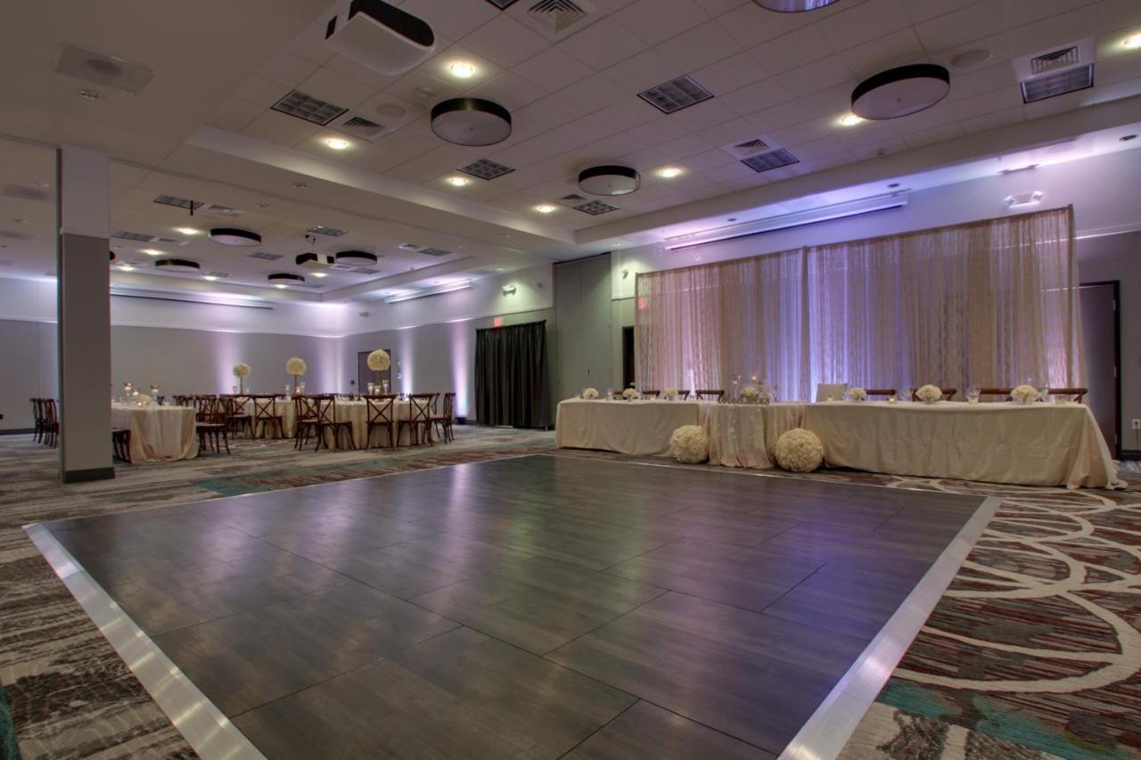 Holiday Inn & Suites Peoria At Grand Prairie By Ihg Dış mekan fotoğraf