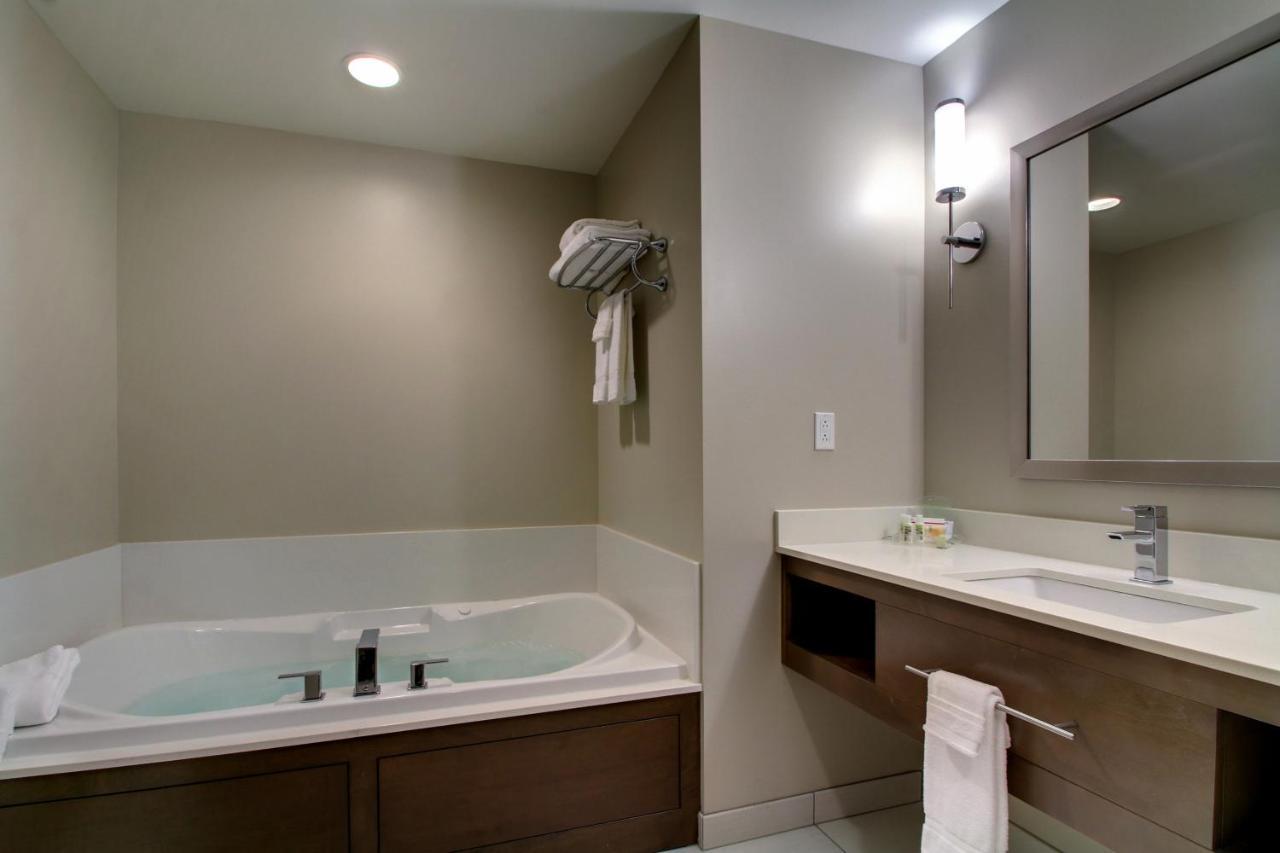 Holiday Inn & Suites Peoria At Grand Prairie By Ihg Dış mekan fotoğraf